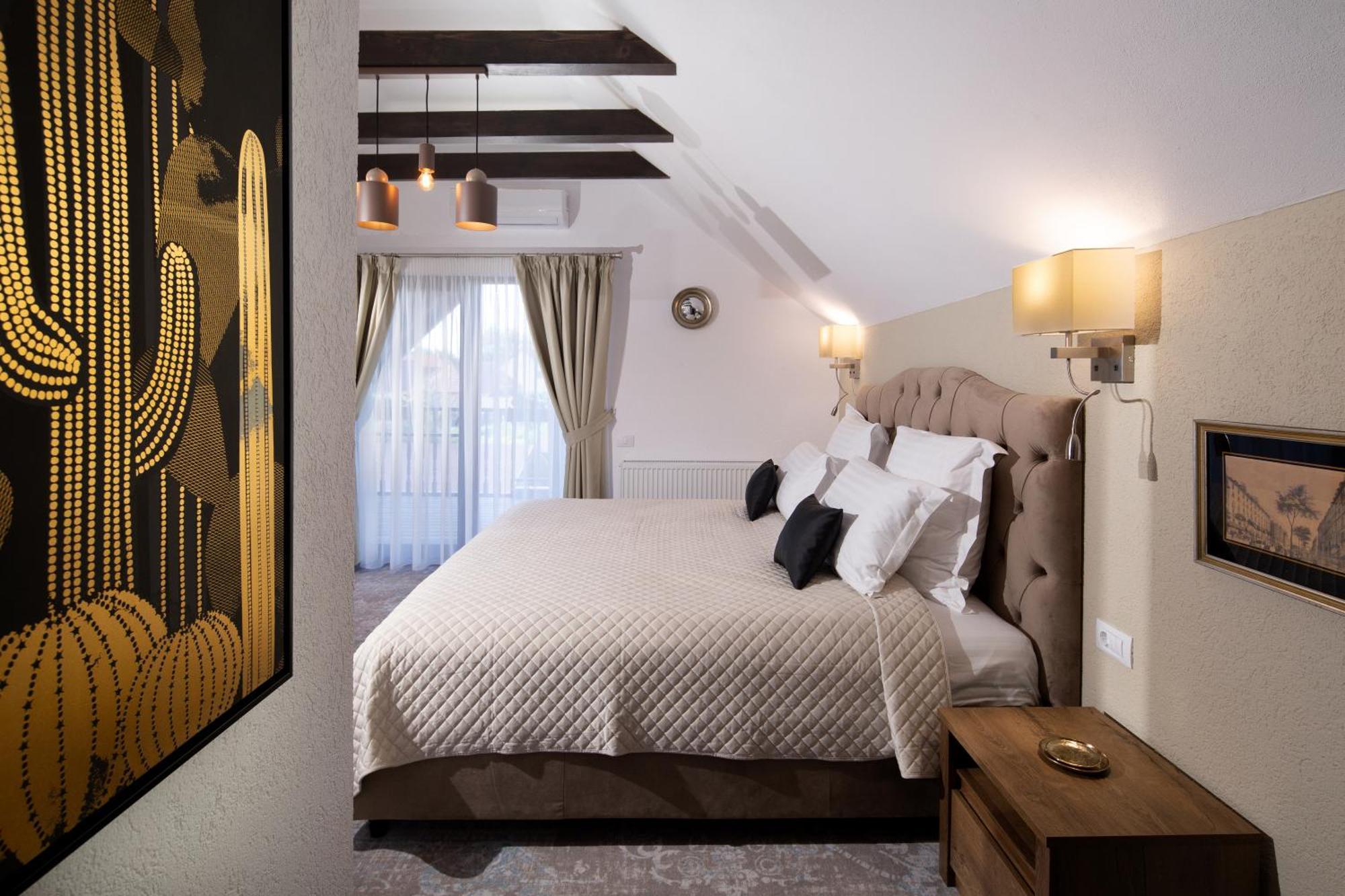 Casa Renium Hotel Sibiu Buitenkant foto